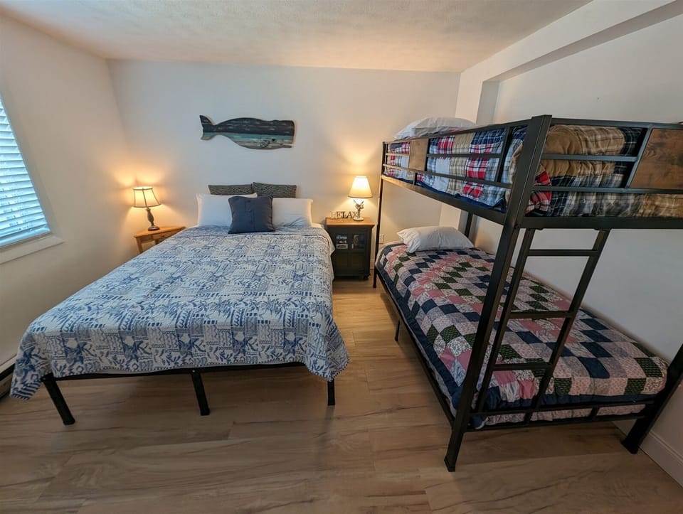 First floor bedroom 2 - Queen and bunk bed
