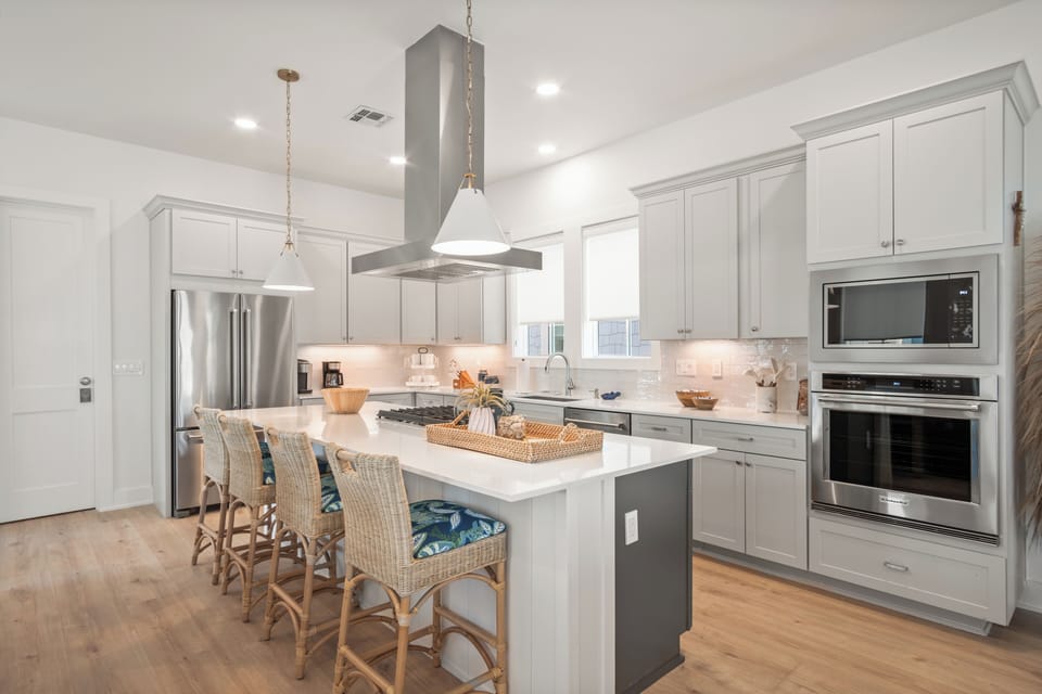 Kitchen, 1st Floor