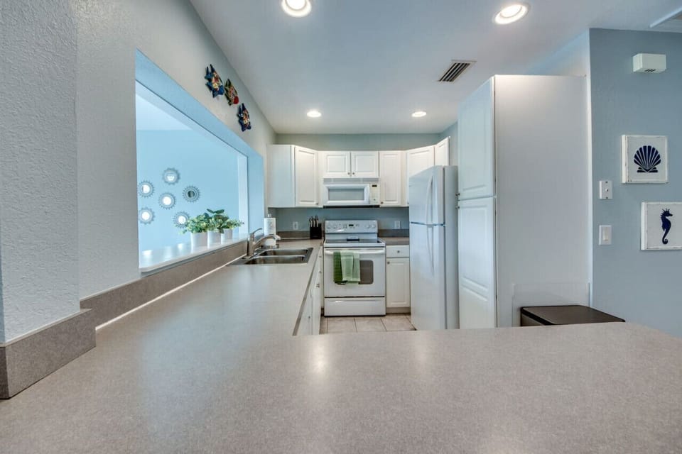 Fully equipped kitchen!