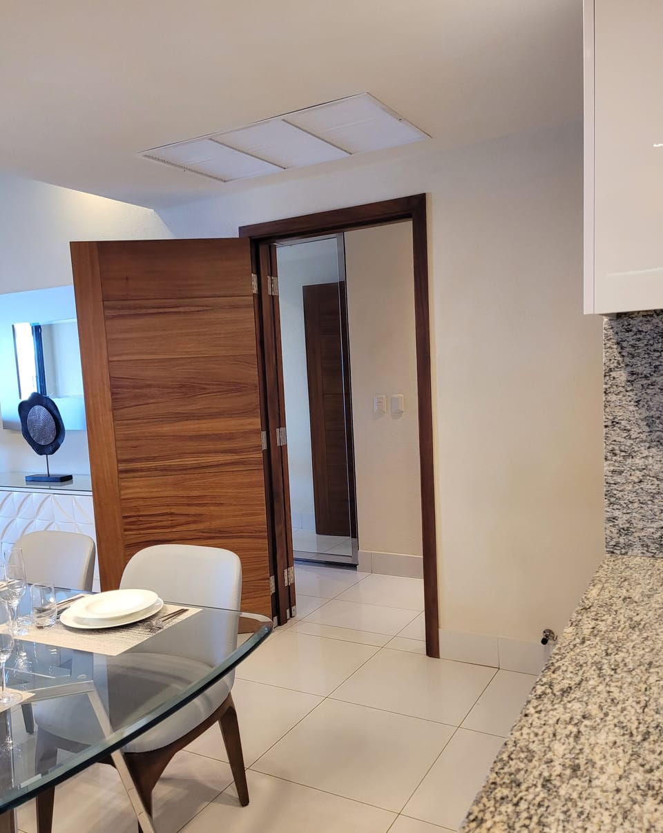 Door to 2nd Bedrm