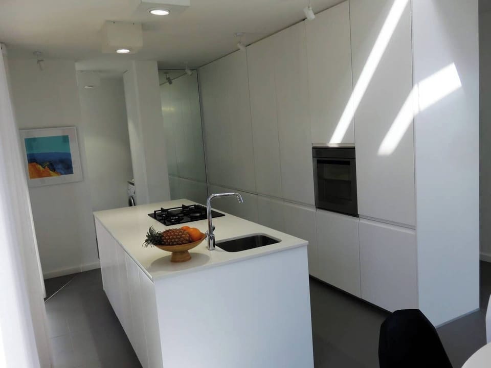 The Cape White Villa / Common space - Kitchen