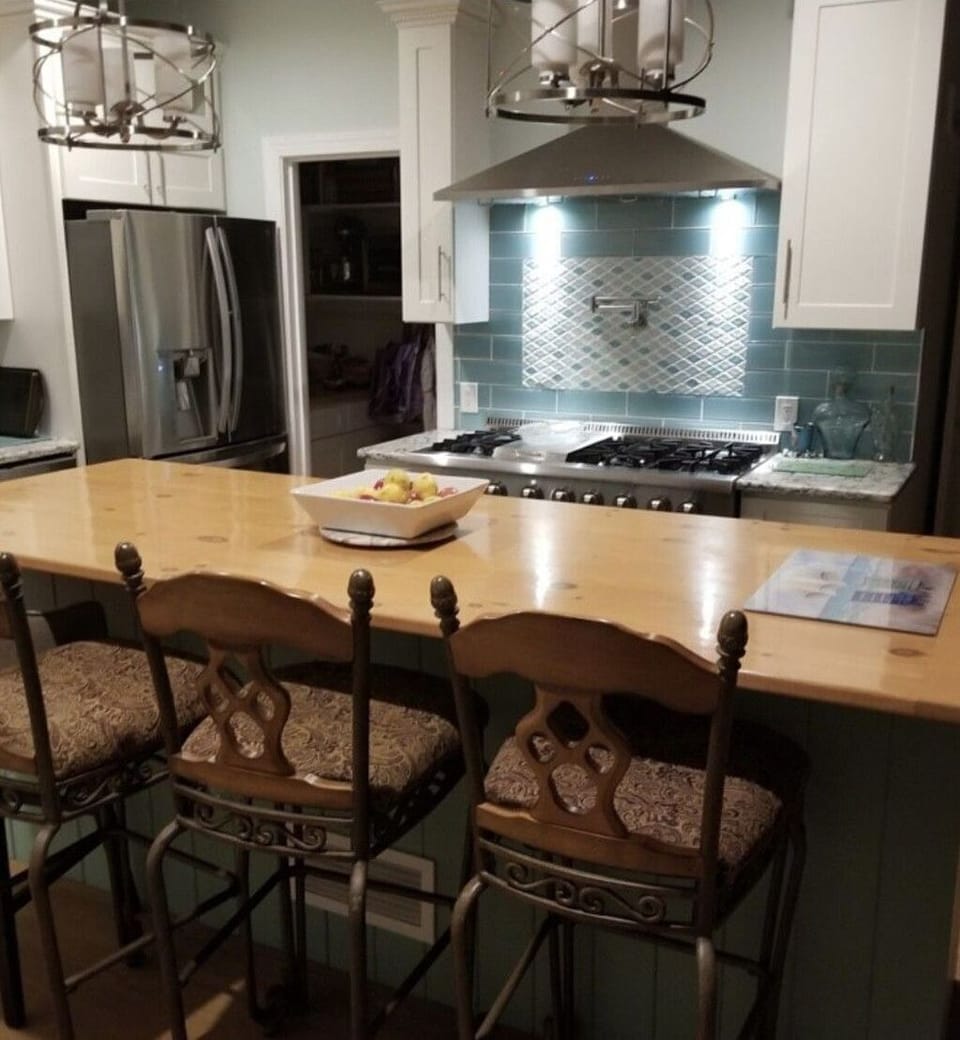 The kitchen has everything a great cook needs just ask my husband!