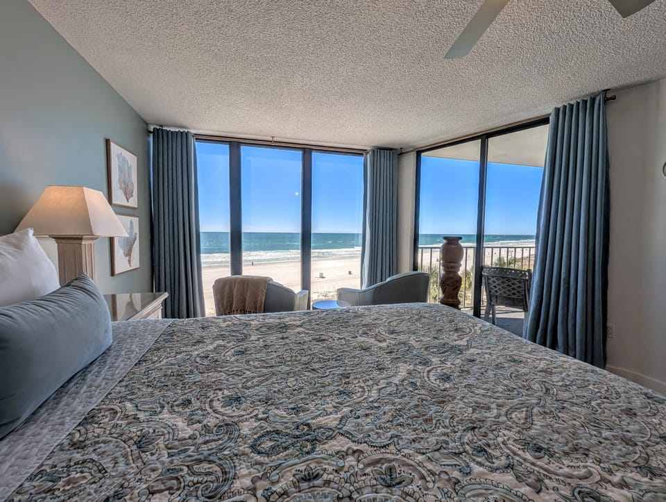 Large Beachfront Master Bedroom