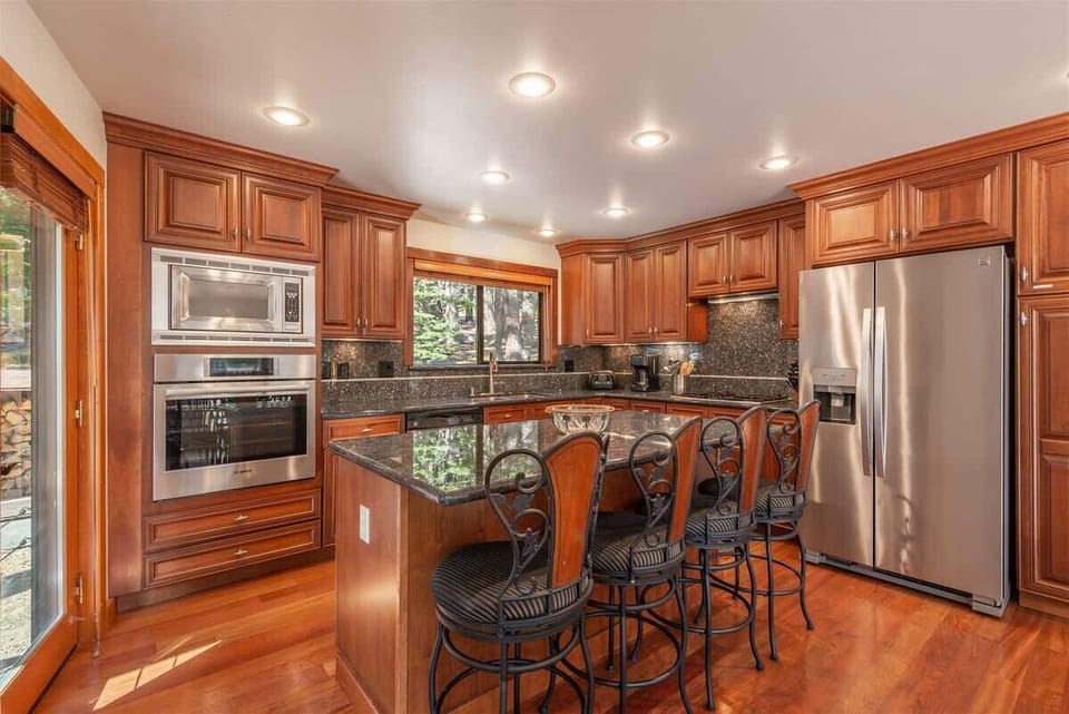 Fully-Equipped Kitchen