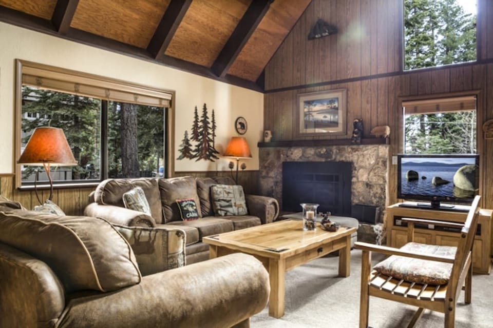 Living Room with Gas Fireplace