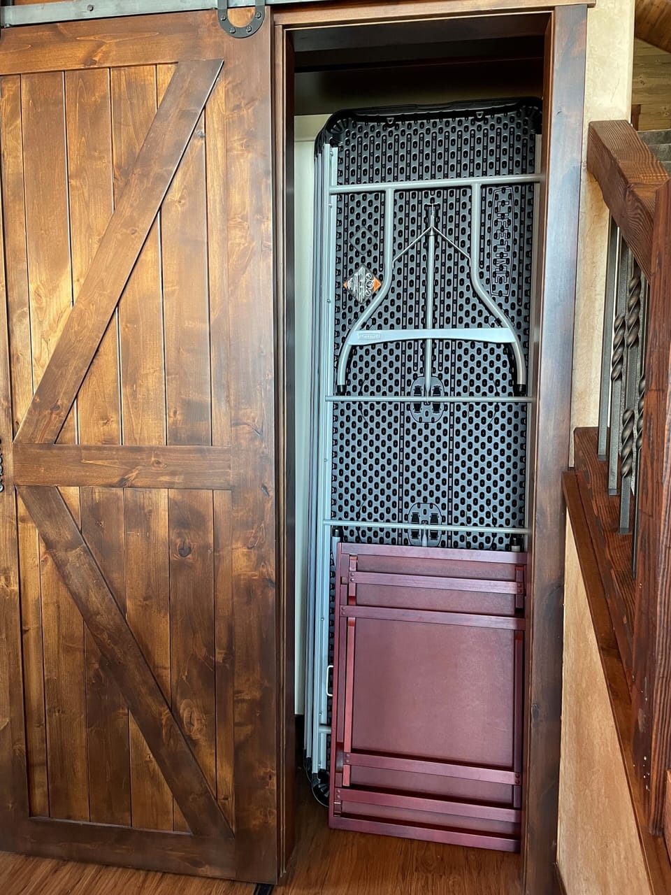 Banquet tables easily accessible