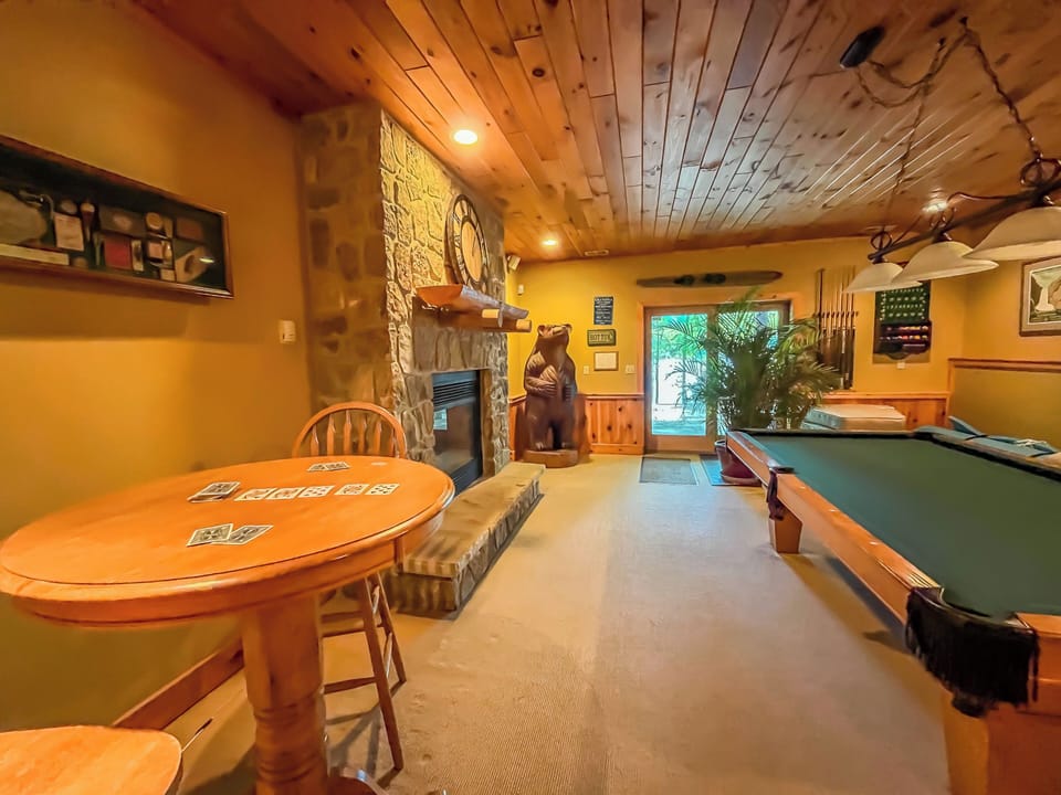 Game room