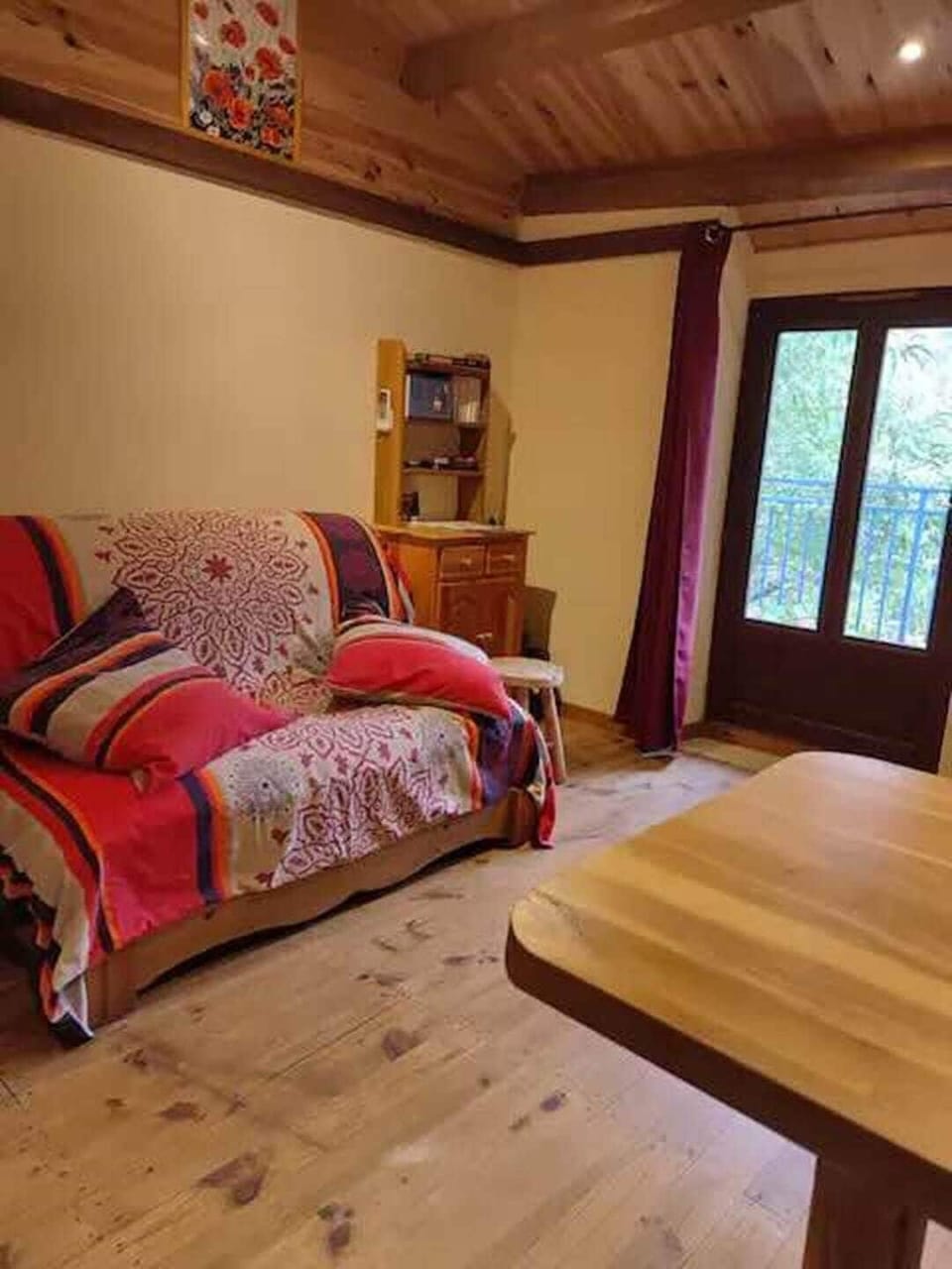 PetiteMaisonOmelie-Interieur Chambrette 2
