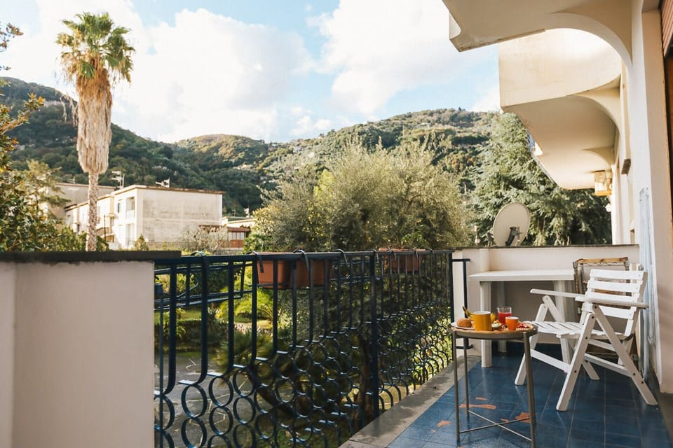 Balcony Park Side