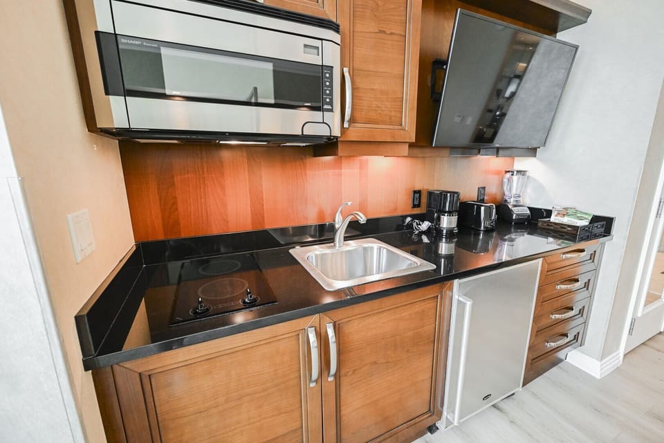 Kitchenette