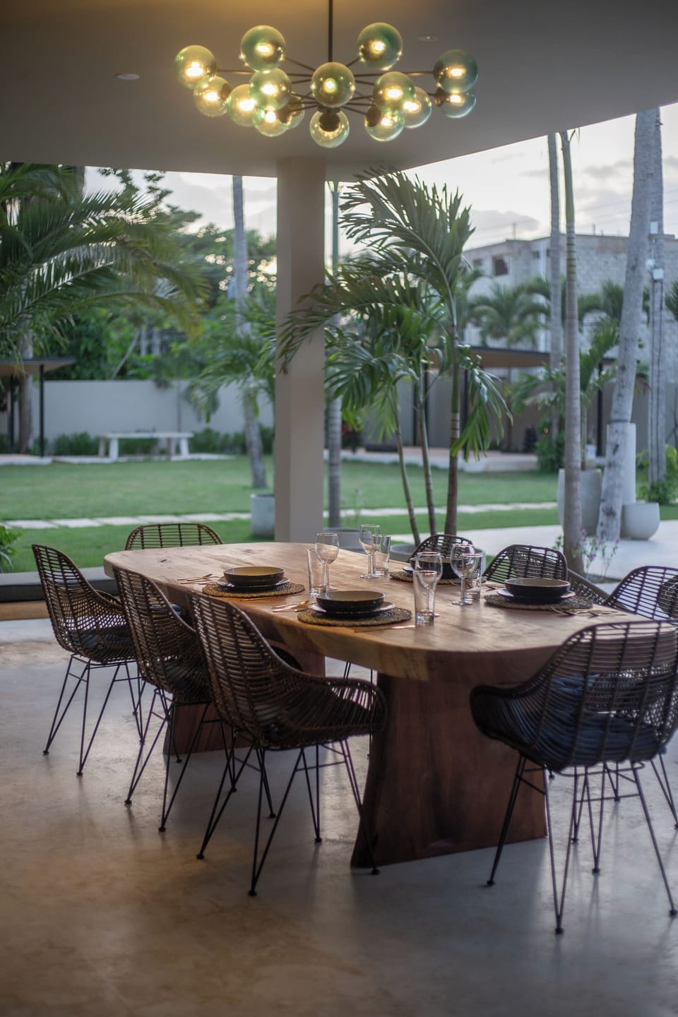 Outdoor dining