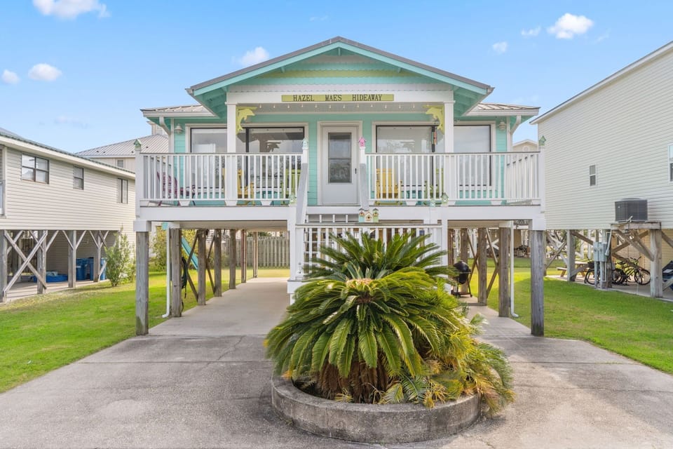 Welcome to Hazel Mae's Hideaway!