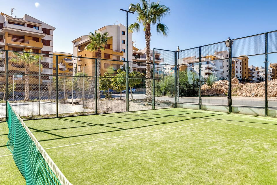 Sport court