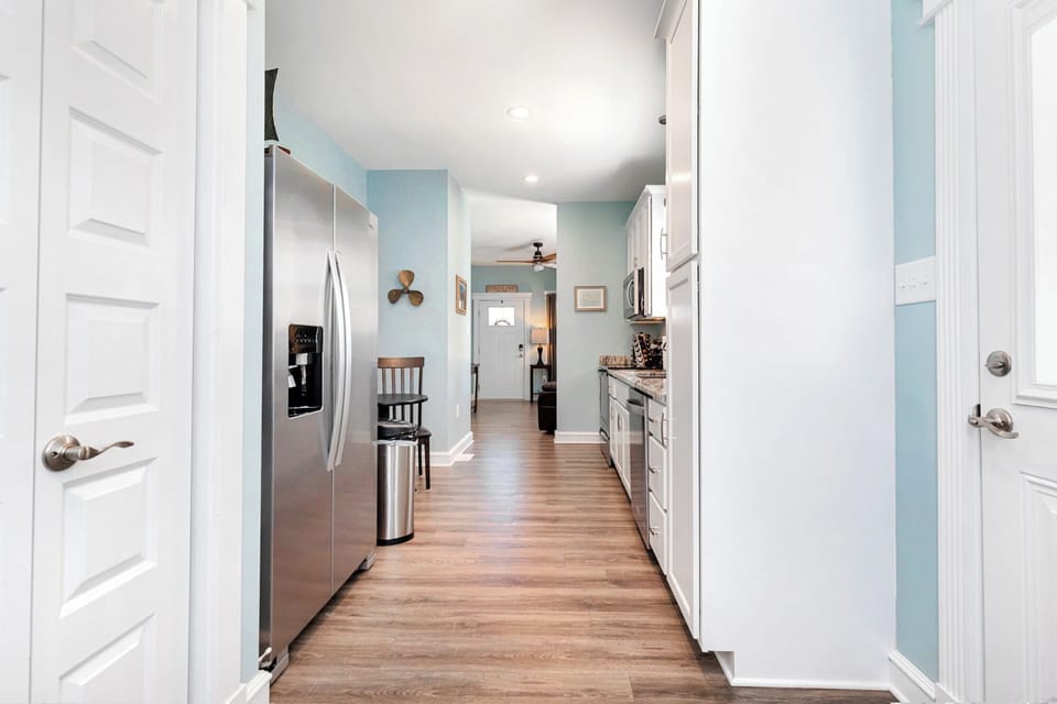 Kitchen door leads to the deck
