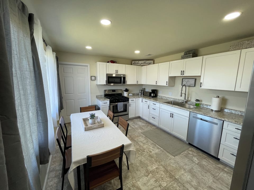 Well stocked dine-in kitchen.