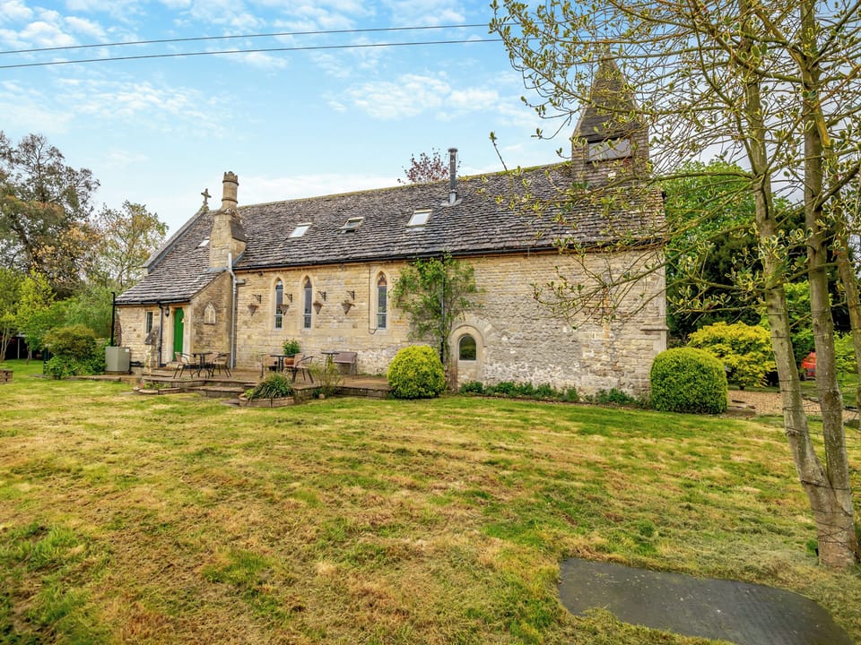 Exterior | St Peters, Hilmarton, near Calne