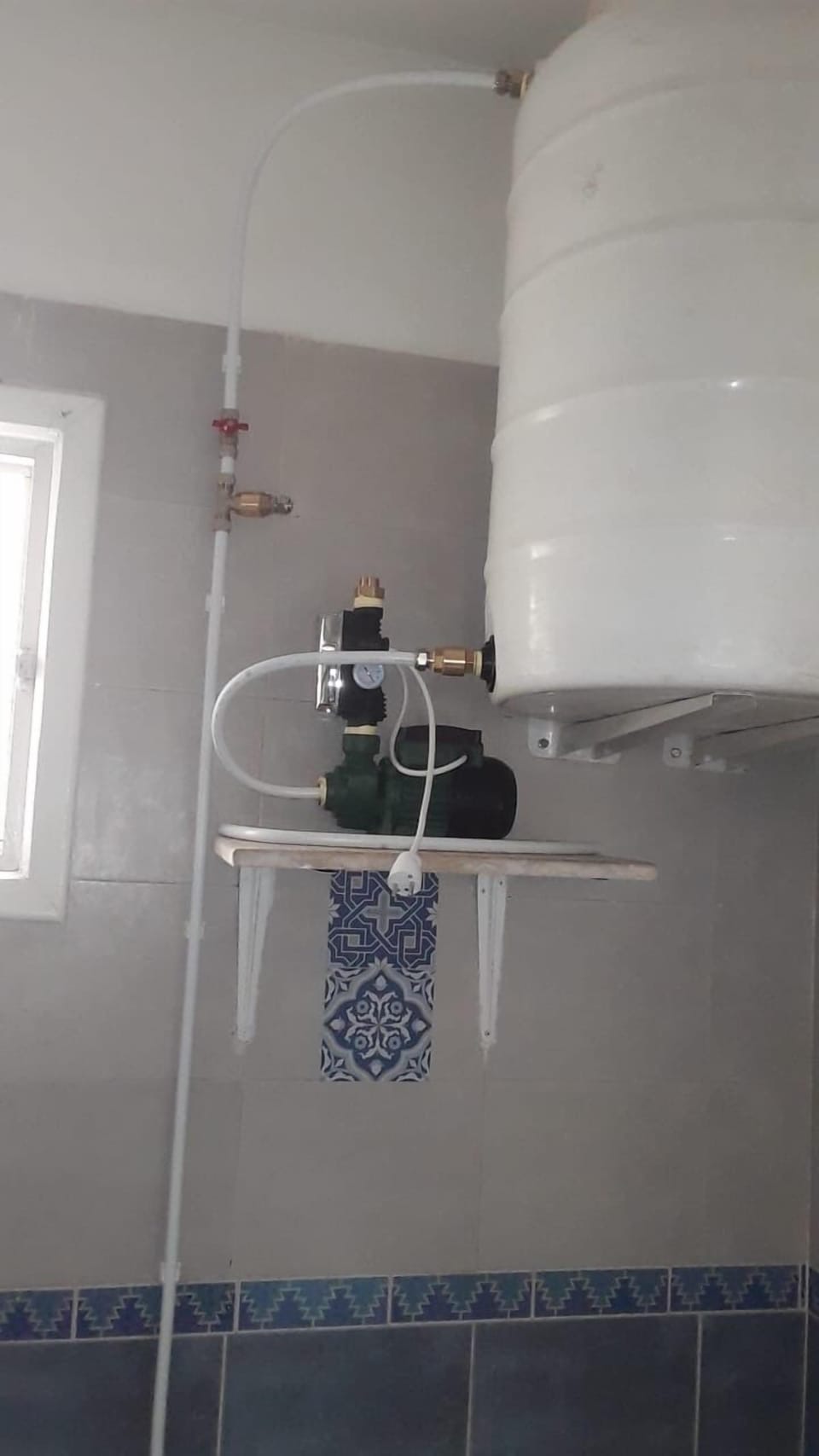 Water tank to avoid water shortage in the dry season and during summer