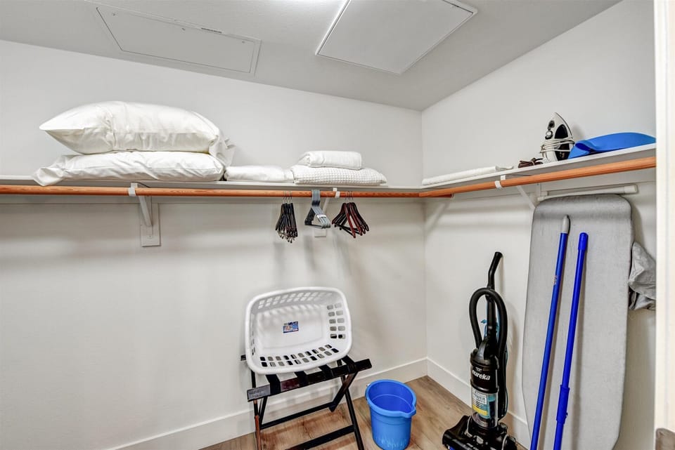 Irvine 2 Bedroom Bedroom