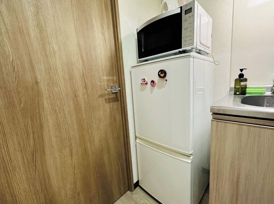 Refrigerator Microwave