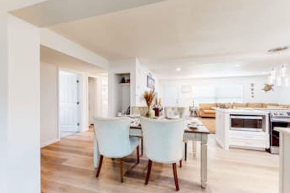 Dining room area