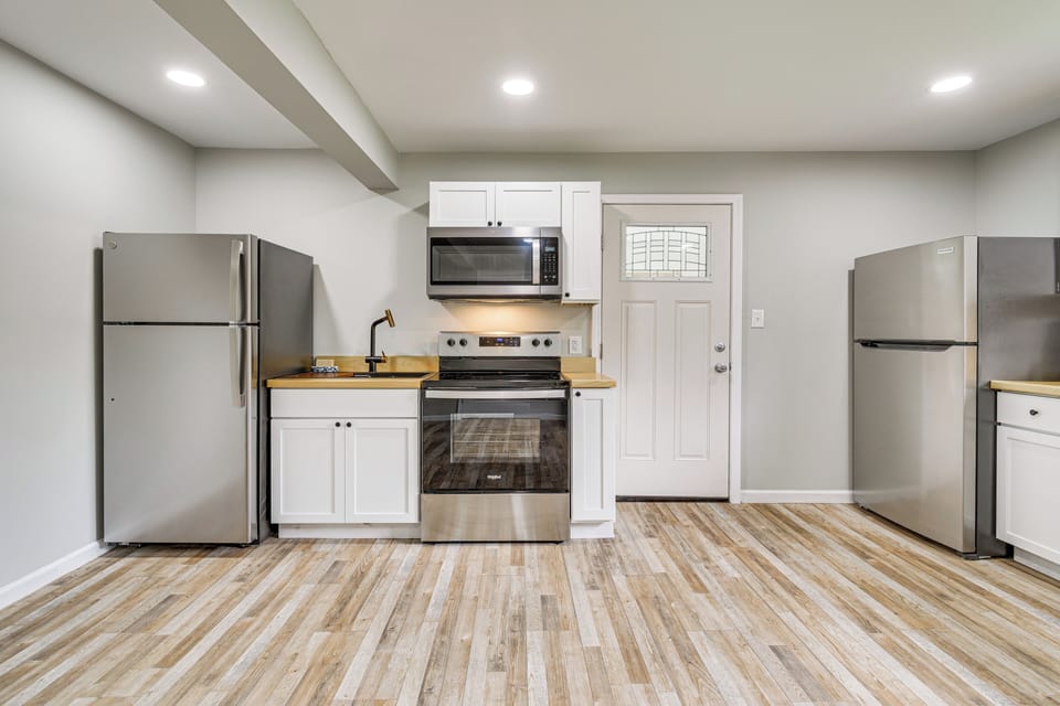 Kitchen | 2 Stoves/Ovens | 2 Refrigerators | 2 Microwaves | 1st Floor