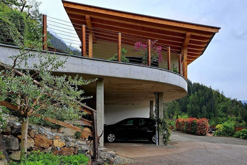 Holiday Home Exterior [summer]