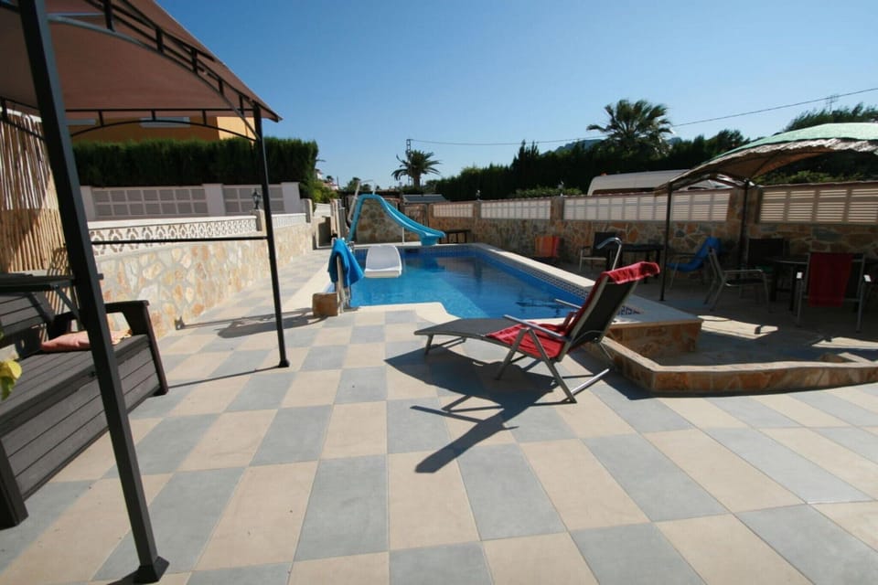 Holiday Home Swimming Pool