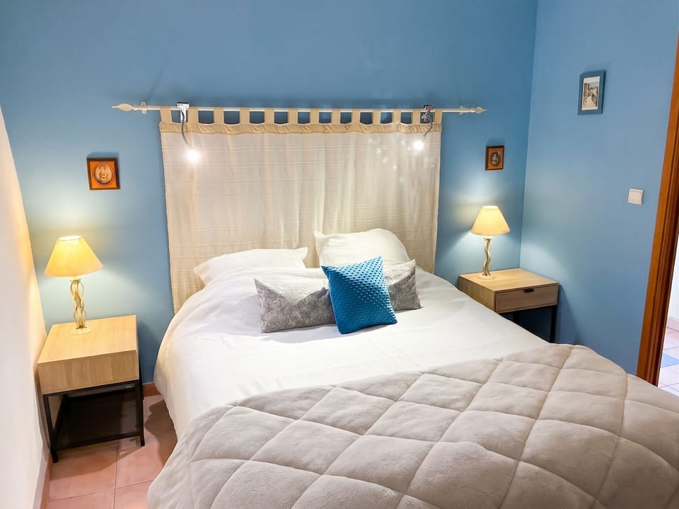 Double bed