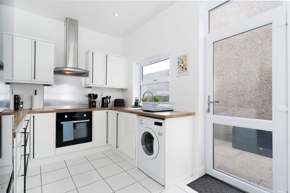 Kitchen (2)