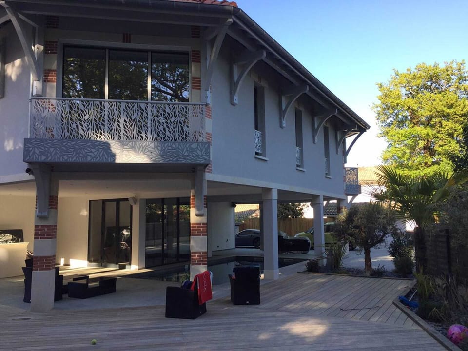 Front view