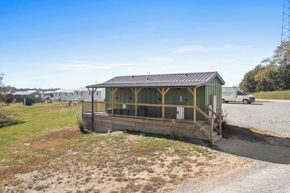 4-room bathhouse