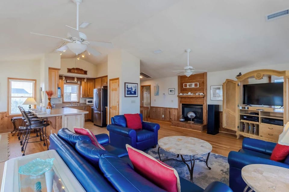 Top Level Living Area