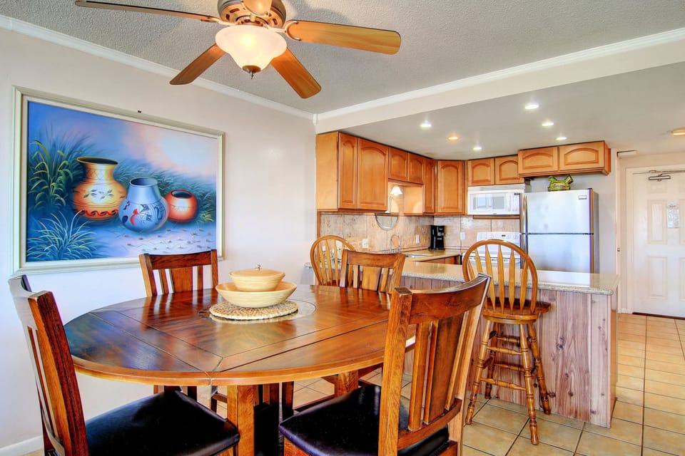 Dining Room/Kitchen