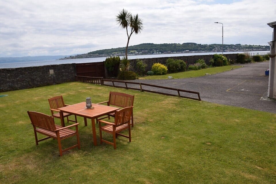 One private garden within One Marine Place