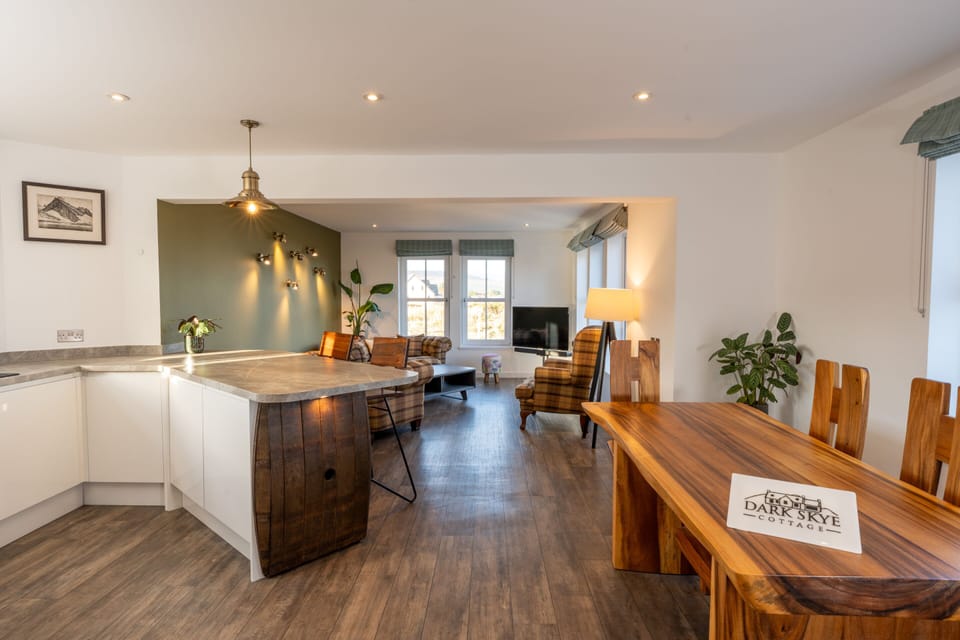 Living Room / Lounge