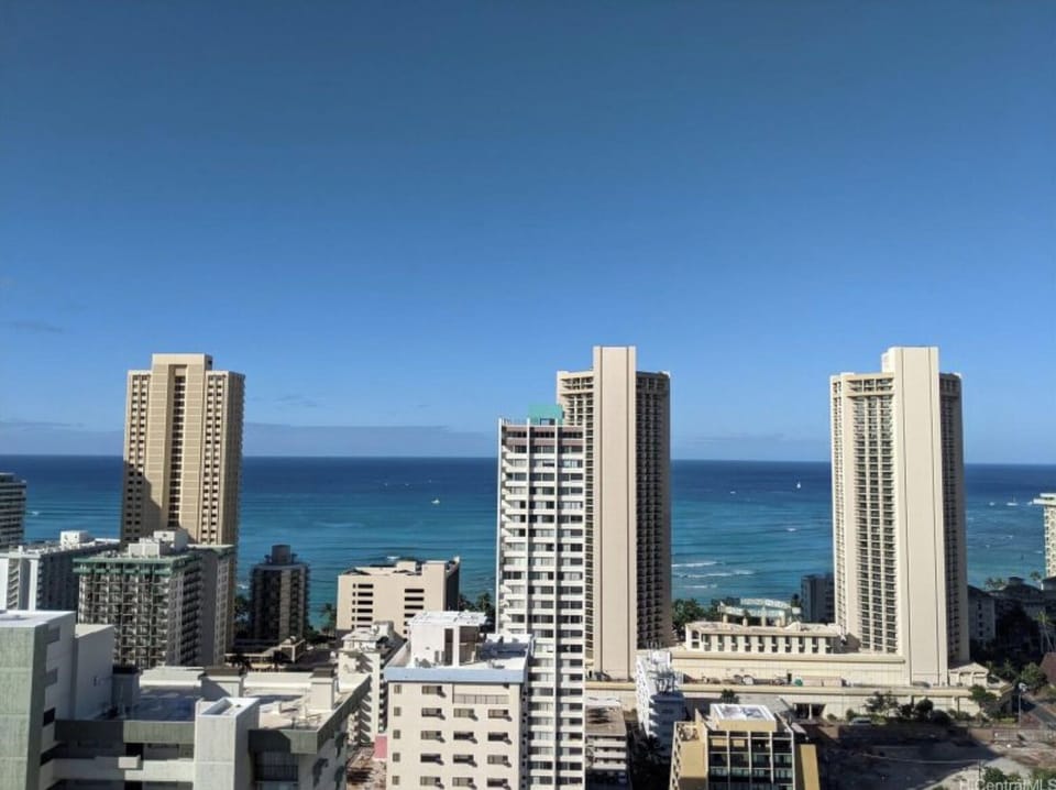 Sundeck Waikiki Beach view