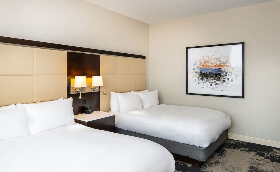 Unit with 2 Double size beds