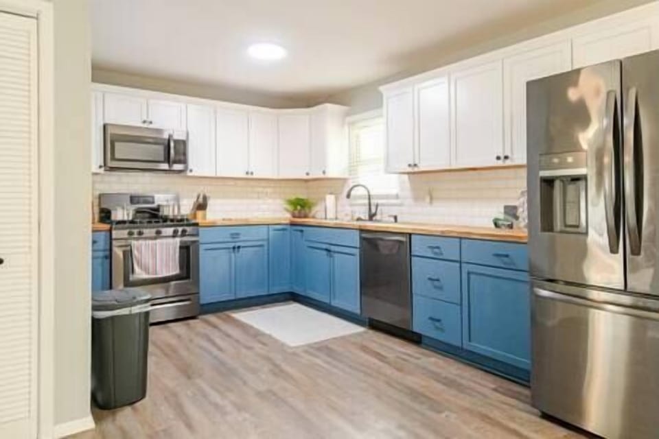 Full modern kitchen with all of the kitchen utensils you may need