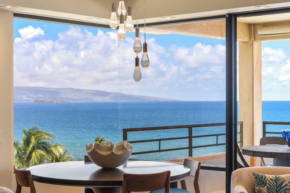 Stunning views from entire dining/living area