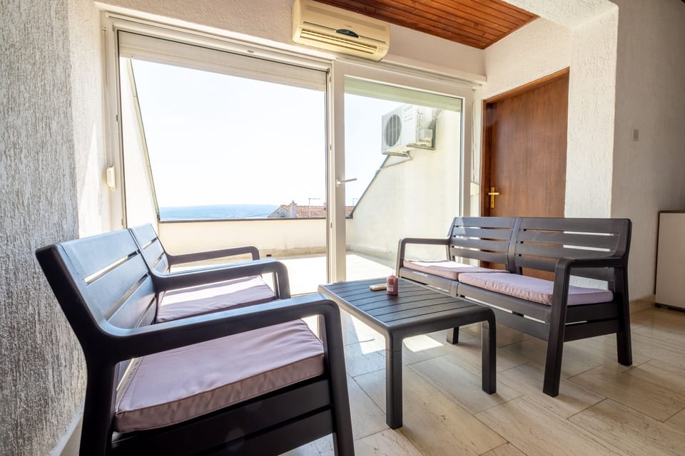 Terrace 2
