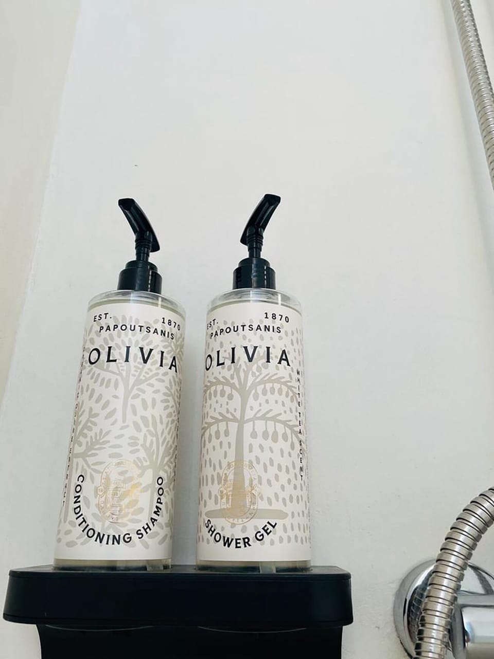 Bathroom amenities