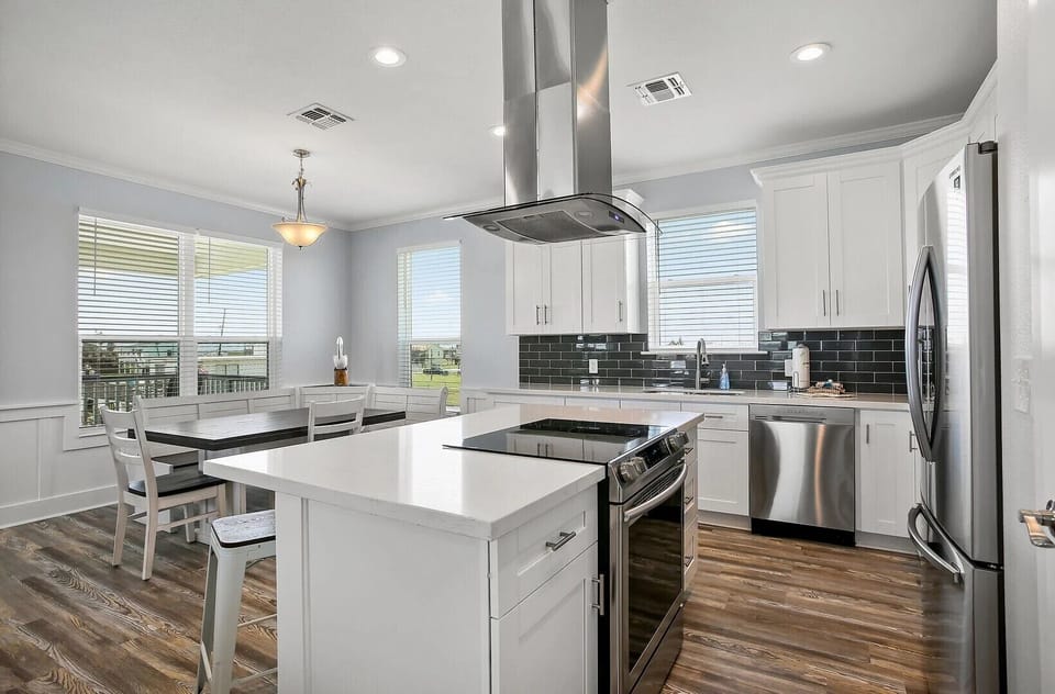 Beautiful island counter with stove and oven!