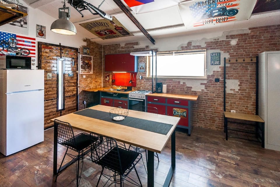 Private kitchen