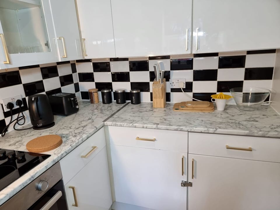 Contemporary Kitchen