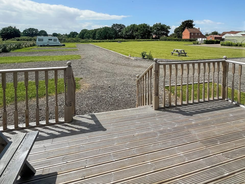 Terrace | Daisy Glamping Pod, Hatfield