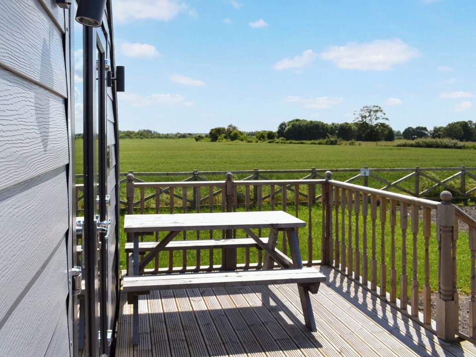 Terrace | Daisy Glamping Pod, Hatfield