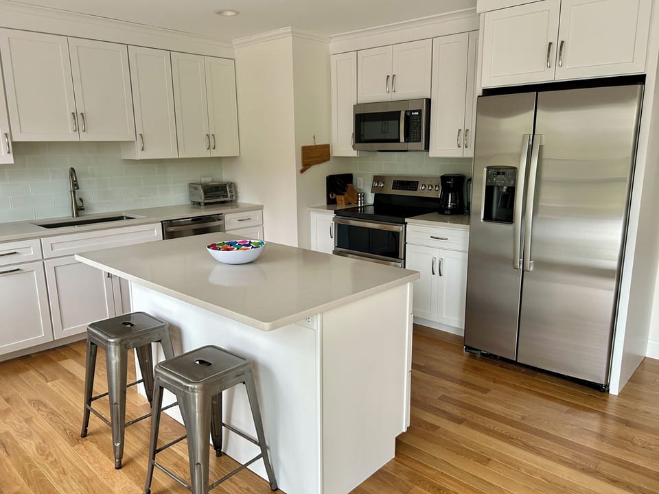 Brand new kitchen, double oven