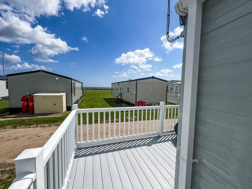 Whether you're planning a UK staycation or a romantic getaway, Broadlands Sands Holiday Park near Great Yarmouth is the perfect destination, offering a peaceful escape in a caravan with decking and access to top attractions like the Hippodrome Great Yarmo