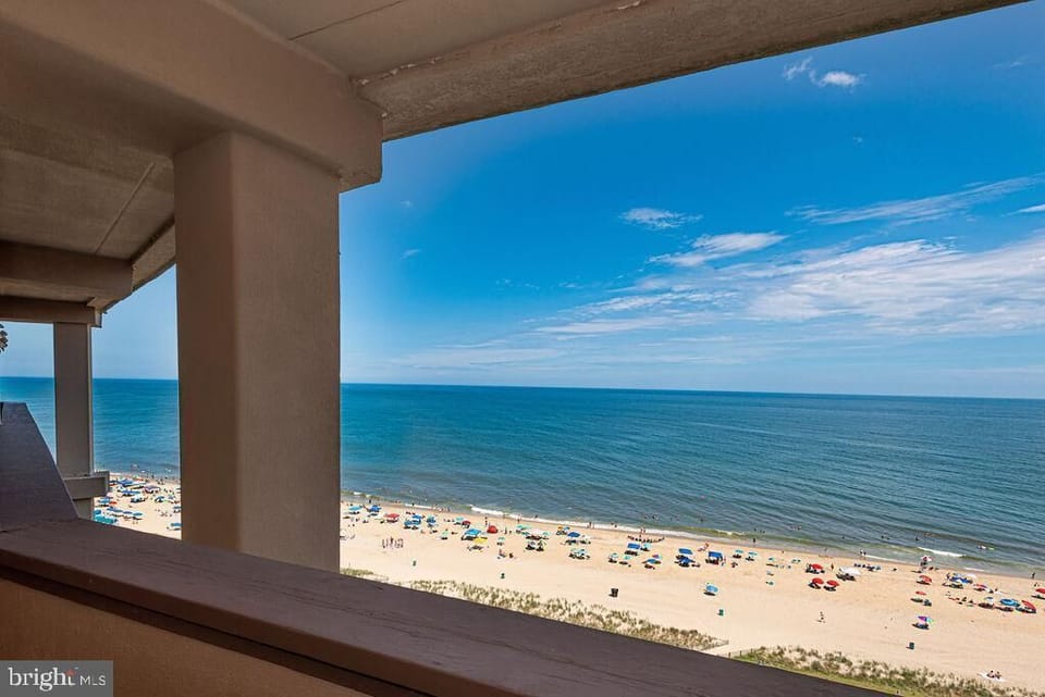 2nd level balcony