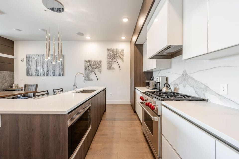 Kitchen with everything you need